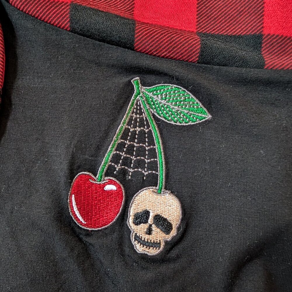 Royal Monk 3X buffalo plaid v-neck crop top skull cherry spiderweb EUC - Picture 8 of 10